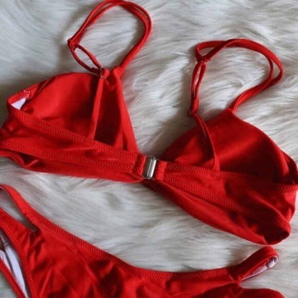 NWT Red Bikini Set Size Medium Sexy Cut Out Bathing Suit - Picture 7 of 9